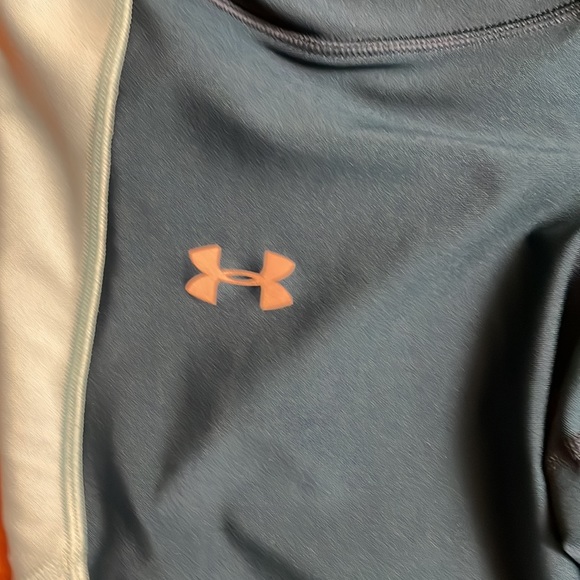 Under Armour women’s cropped leggings XL back zip pocket Heatgear compression - Picture 3 of 8